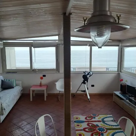 Appartamento Con Terrazzo Sul Mare Teocle *