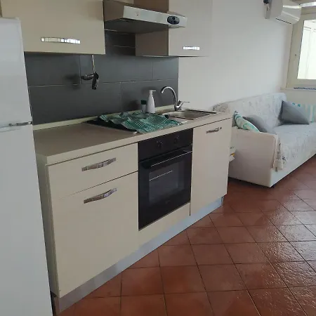 Appartamento Con Terrazzo Sul Mare Teocle