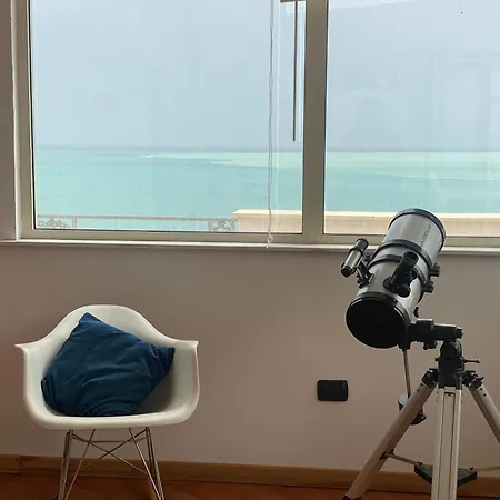 Appartamento Con Terrazzo Sul Mare Teocle
