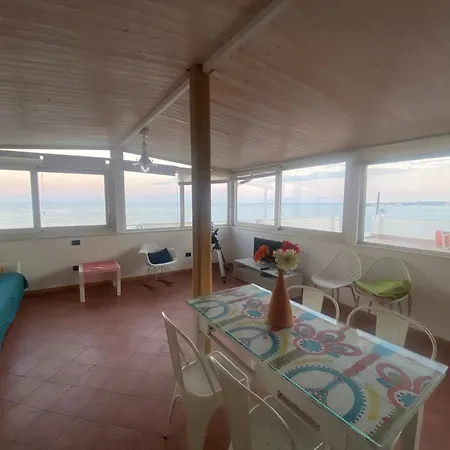Διαμέρισμα Con Terrazzo Sul Mare Teocle