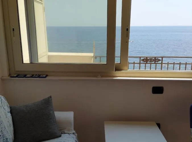 Con Terrazzo Sul Mare Teocle Apartment Giardini-Naxos