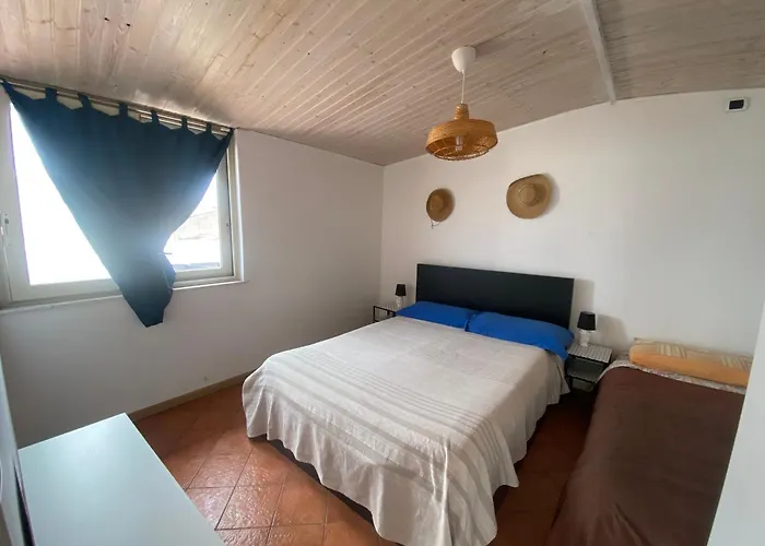 Con Terrazzo Sul Mare Teocle *