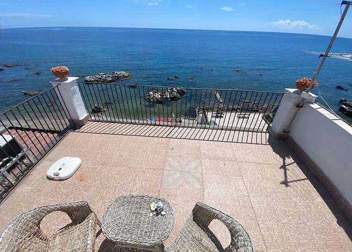 Con Terrazzo Sul Mare Teocle * Giardini-Naxos