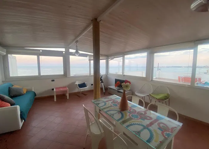 Apartment Con Terrazzo Sul Mare Teocle