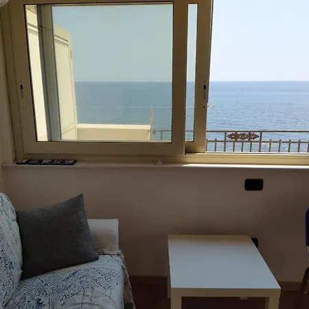 Con Terrazzo Sul Mare Teocle Apartmán Giardini Naxos